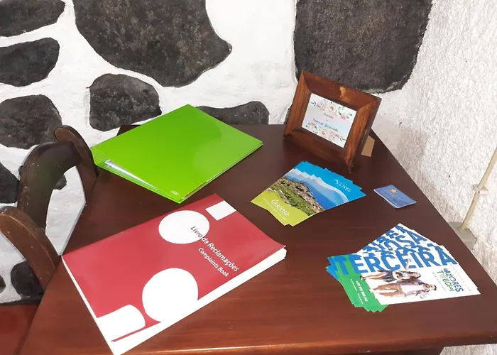 O Pomar Do Gasparinho Santa Cruz da Graciosa